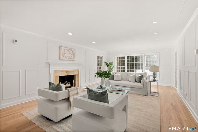 32 Silver Ridge Common, Weston, CT 06883