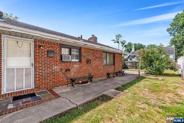 513 Boulevard, Hasbrouck Heights, NJ 07604