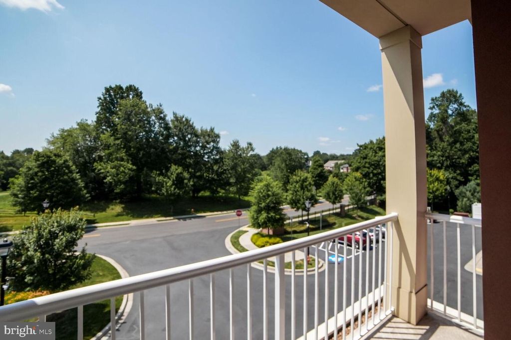 10530 RESORT RD #210, Ellicott City, MD 21042
