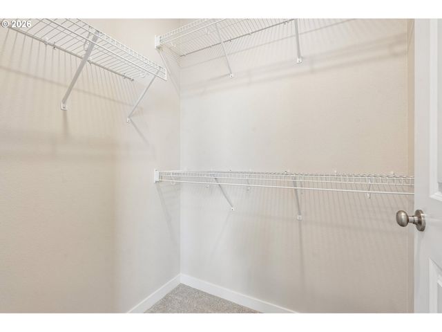 754 Magnolia Ave, Woodburn, OR 97071