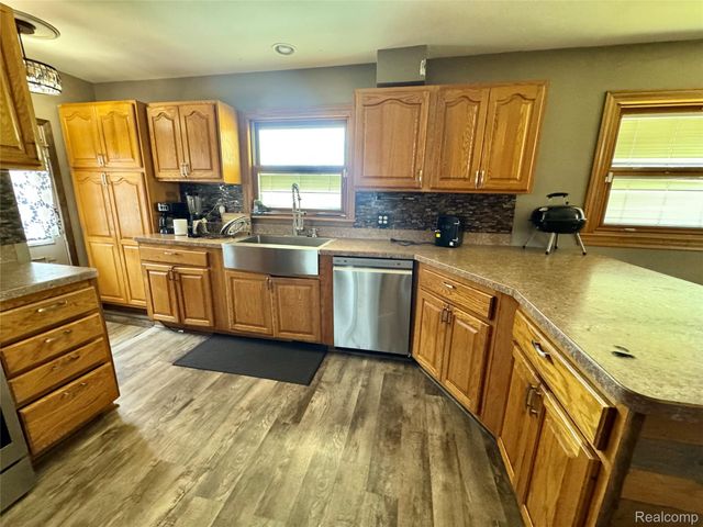 13093 EDISON Street, Southgate, MI 48195