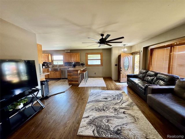 13093 EDISON Street, Southgate, MI 48195