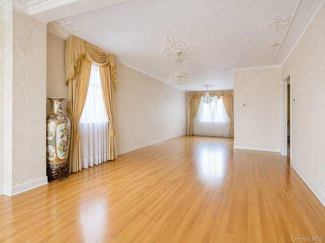 10201 62nd Road, Forest Hills, NY 11375