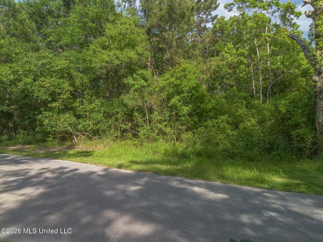 6606 Bridge View Drive, Biloxi, MS 39532