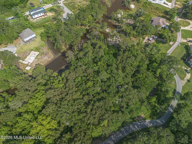 6606 Bridge View Drive, Biloxi, MS 39532