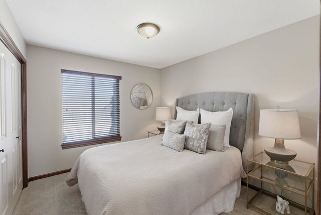 2710 N WOODRIDGE ST, Wichita, KS 67226