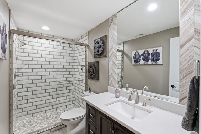 2710 N WOODRIDGE ST, Wichita, KS 67226