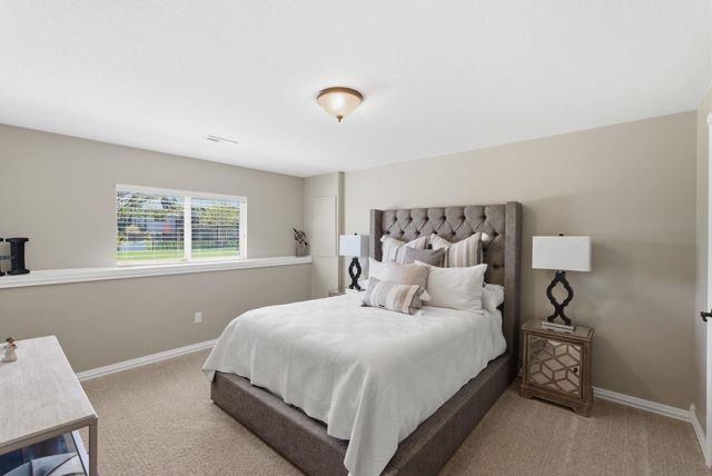 2710 N WOODRIDGE ST, Wichita, KS 67226