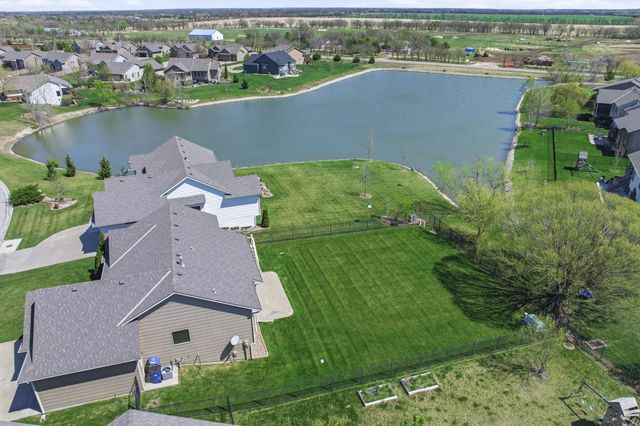 2710 N WOODRIDGE ST, Wichita, KS 67226