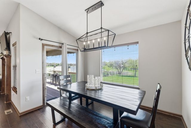 2710 N WOODRIDGE ST, Wichita, KS 67226