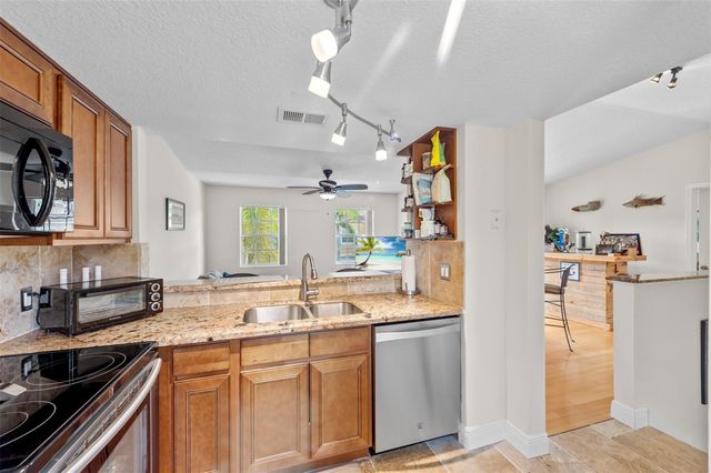 1035 Lake Shore Drive 105, Lake Park, FL 33403