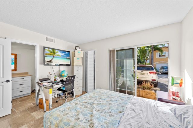 1035 Lake Shore Drive 105, Lake Park, FL 33403