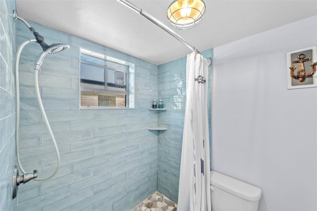 1035 Lake Shore Drive 105, Lake Park, FL 33403