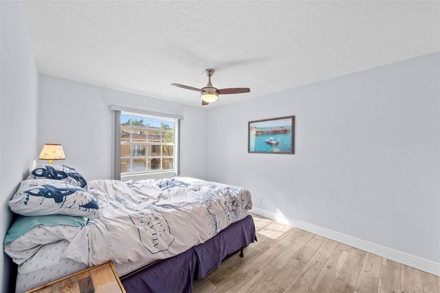 1035 Lake Shore Drive 105, Lake Park, FL 33403