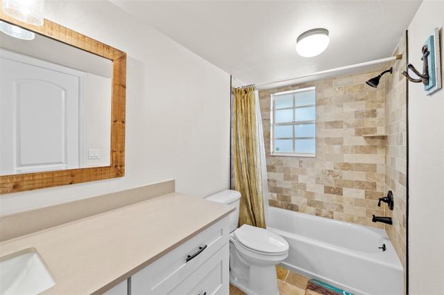 1035 Lake Shore Drive 105, Lake Park, FL 33403