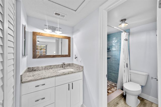 1035 Lake Shore Drive 105, Lake Park, FL 33403