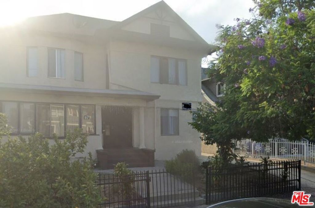 1678 Roosevelt Avenue, Los Angeles, CA 90006 — exterior