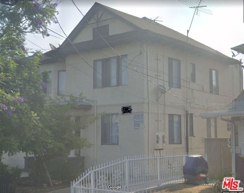 1678 Roosevelt Avenue, Los Angeles, CA 90006 — photo 4