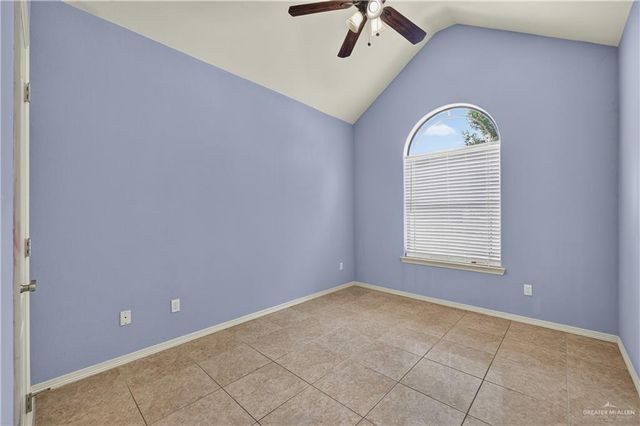 125 N Retama Lane, Weslaco, TX 78596