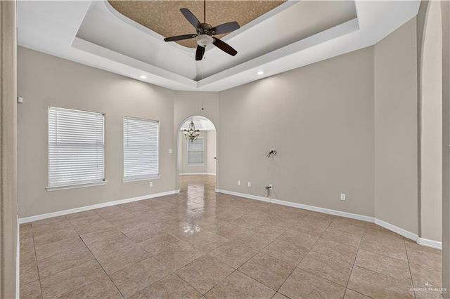 125 N Retama Lane, Weslaco, TX 78596