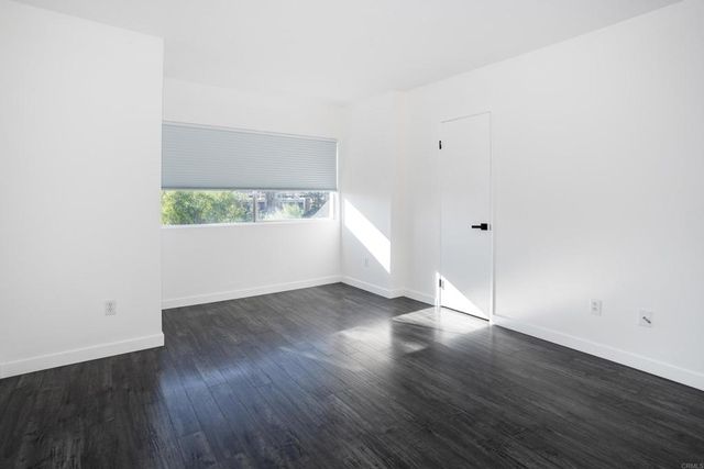 5700 Baltimore Drive 16, La Mesa, CA 91942