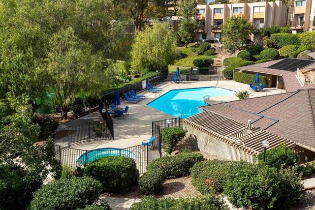 5700 Baltimore Drive 16, La Mesa, CA 91942