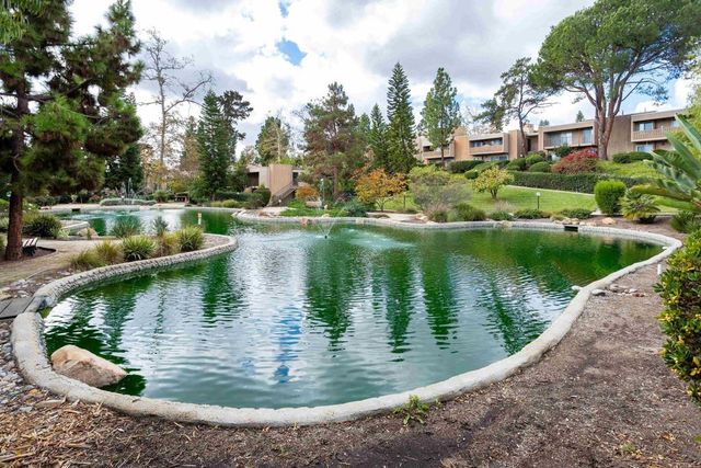 5700 Baltimore Drive 16, La Mesa, CA 91942