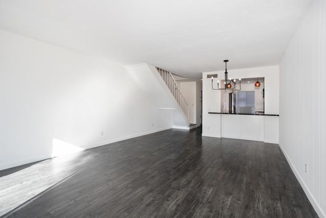5700 Baltimore Drive 16, La Mesa, CA 91942