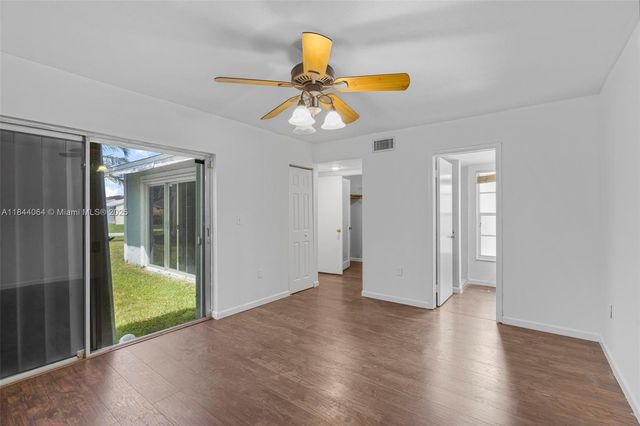 1312 N Quetzal Ct, Homestead, FL 33035