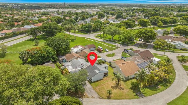 1312 N Quetzal Ct, Homestead, FL 33035
