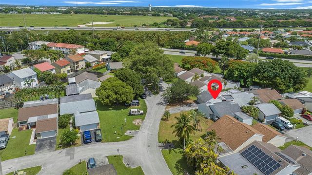 1312 N Quetzal Ct, Homestead, FL 33035