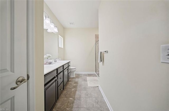 122 Oak Hill LN, Smithfield, VA 23430
