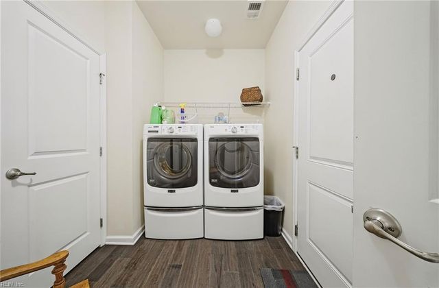 122 Oak Hill LN, Smithfield, VA 23430