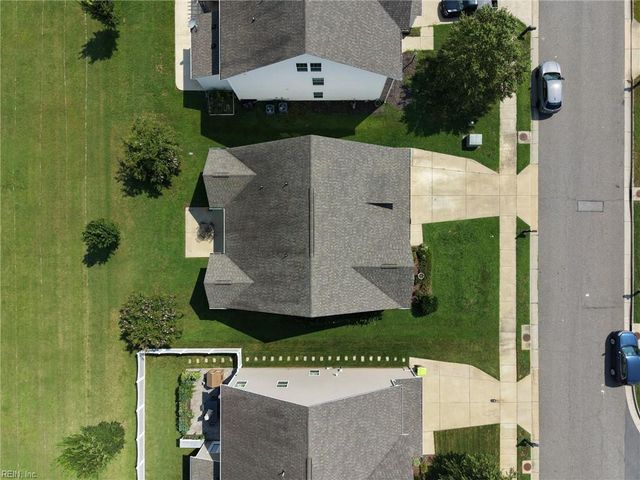 122 Oak Hill LN, Smithfield, VA 23430