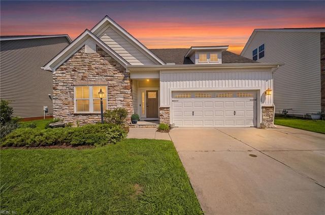 122 Oak Hill LN, Smithfield, VA 23430