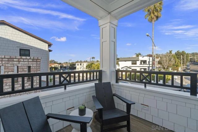 466 Westbourne St, La Jolla, CA 92037