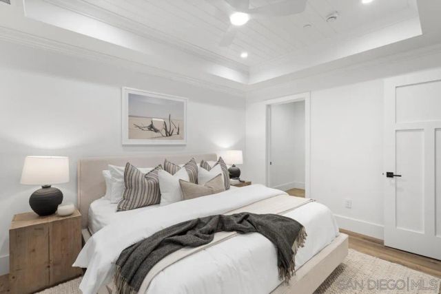 466 Westbourne St, La Jolla, CA 92037