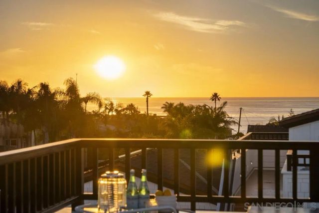 466 Westbourne St, La Jolla, CA 92037