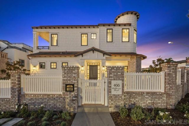 466 Westbourne St, La Jolla, CA 92037