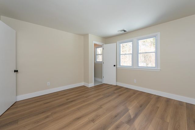 449 Silver Lake Road, Hollis, NH 03049