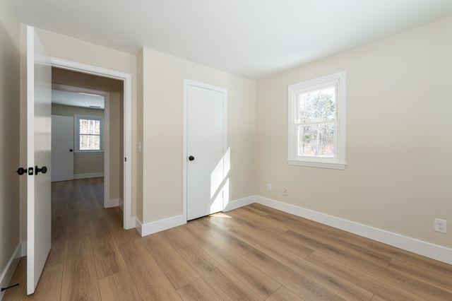 449 Silver Lake Road, Hollis, NH 03049