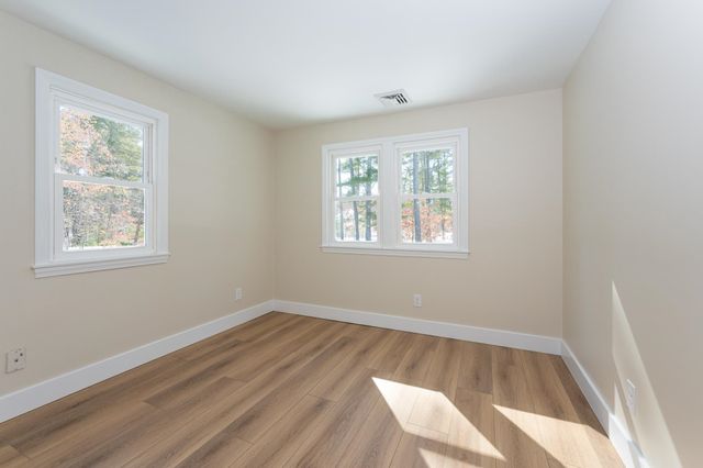 449 Silver Lake Road, Hollis, NH 03049