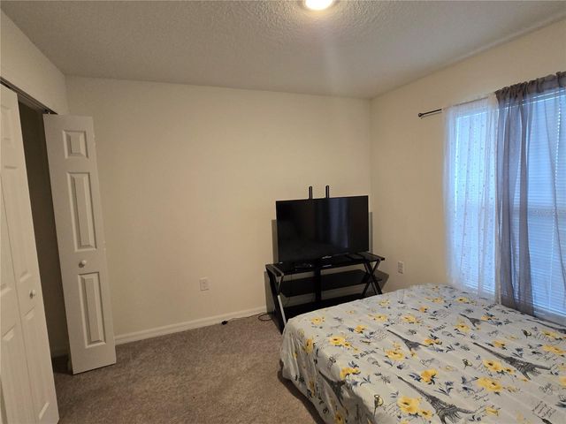 15768 SW 19TH AVENUE ROAD, Ocala, FL 34473