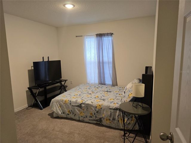 15768 SW 19TH AVENUE ROAD, Ocala, FL 34473