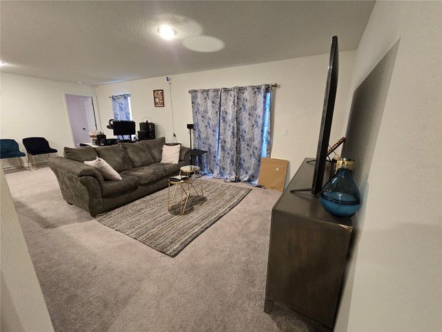 15768 SW 19TH AVENUE ROAD, Ocala, FL 34473