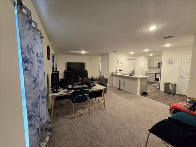 15768 SW 19TH AVENUE ROAD, Ocala, FL 34473