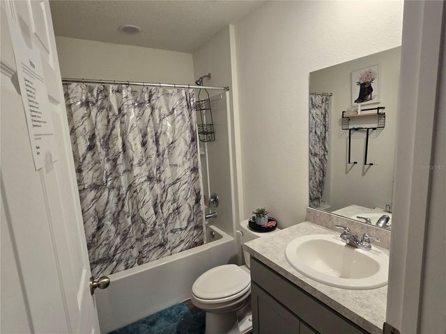 15768 SW 19TH AVENUE ROAD, Ocala, FL 34473