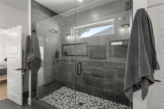 19 Tiree Drive, Bella Vista, AR 72715