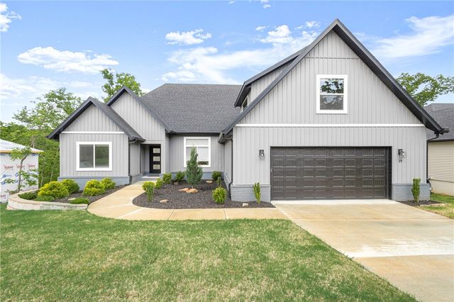 19 Tiree Drive, Bella Vista, AR 72715