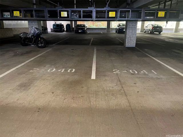 987 Queen Street 4002, Honolulu, HI 96814